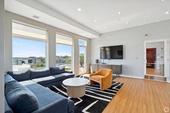 Rooftop resident lounge